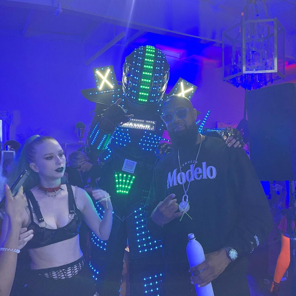 led-robot